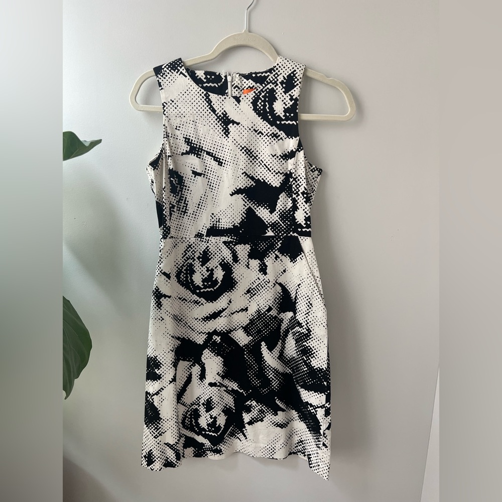 Joe Fresh / black and white pixel sheath dress // Size 2